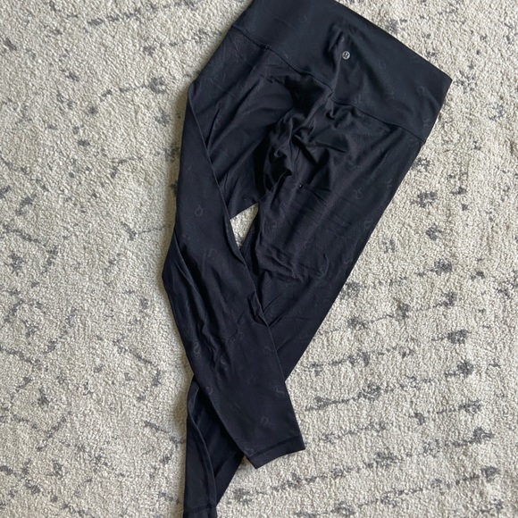 Luluemon Aligns - Picture 2 of 5